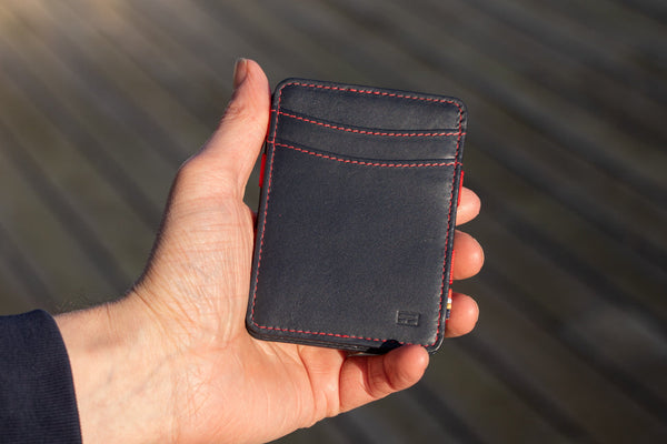 Magic Wallet - 8 Cards