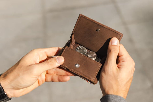 Magic Coin Wallet - 7 Cards